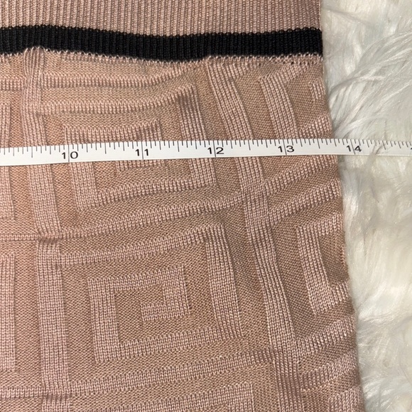 Tan and Black Ribbed Crop Tank Top - Picture 7 of 8